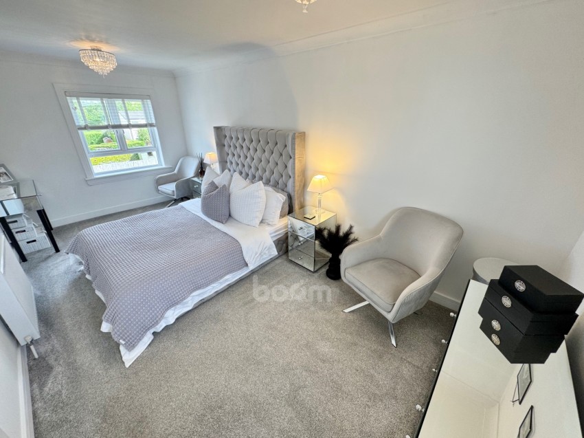 Images for 22 Irvine Drive, Linwood