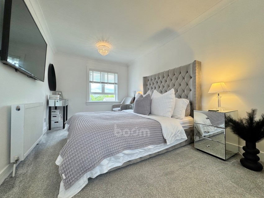 Images for 22 Irvine Drive, Linwood