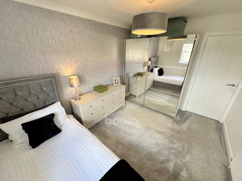 Images for 22 Irvine Drive, Linwood
