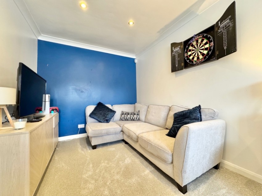 Images for 23 St. Andrews Place, Beith, Ayrshire, KA15 1JE, UK