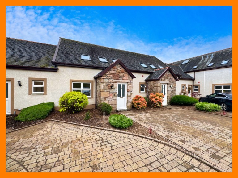 7 Selvieland Farm Cottages Houston Road, Houston
