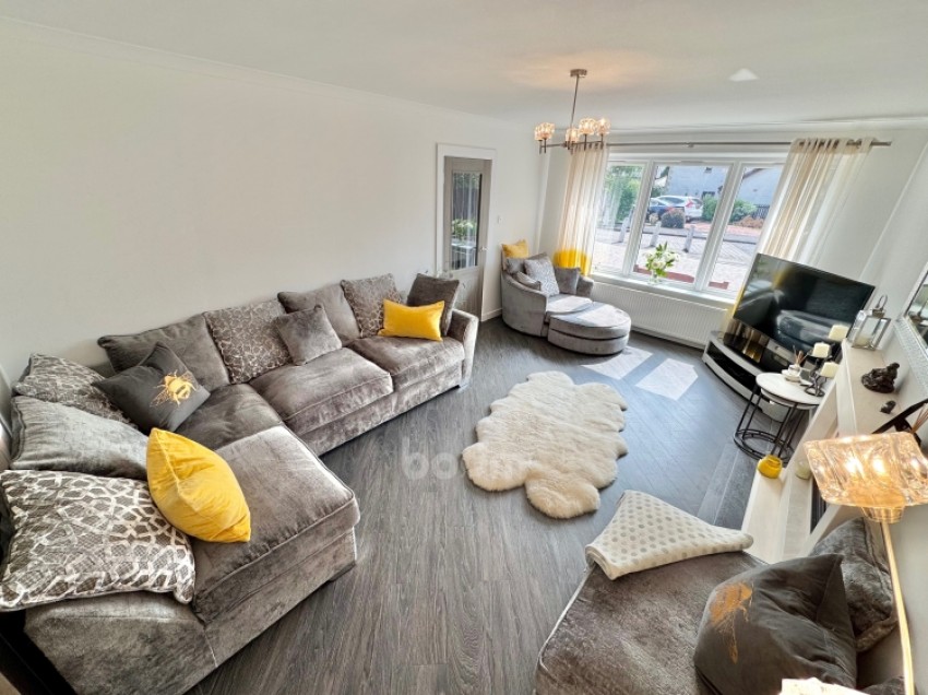 Images for 3 Sandpiper Road, Lochwinnoch, Renfrewshire, PA12 4NB, UK