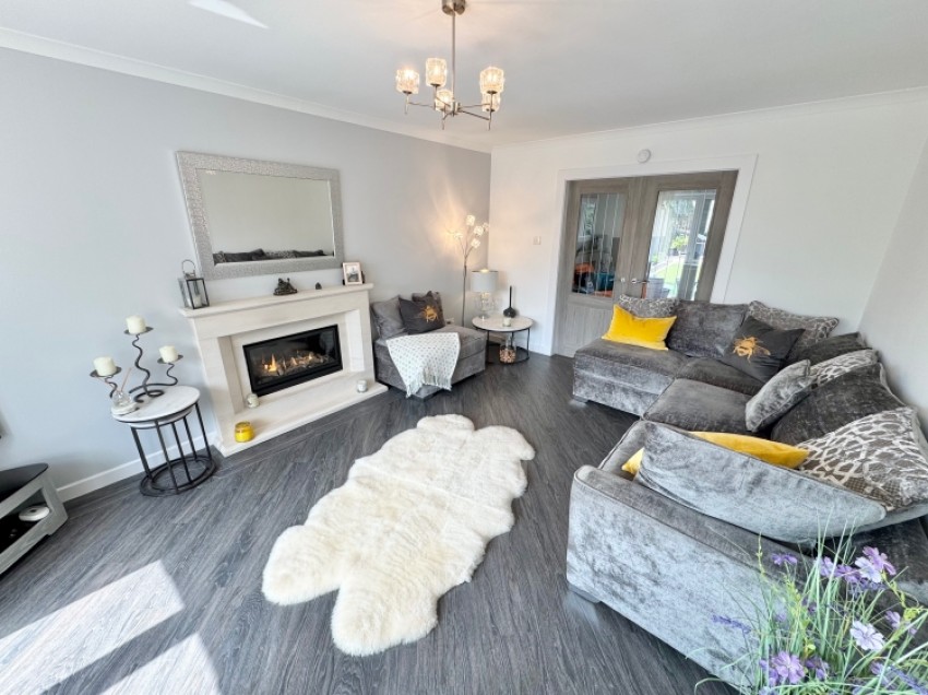 Images for 3 Sandpiper Road, Lochwinnoch, Renfrewshire, PA12 4NB, UK