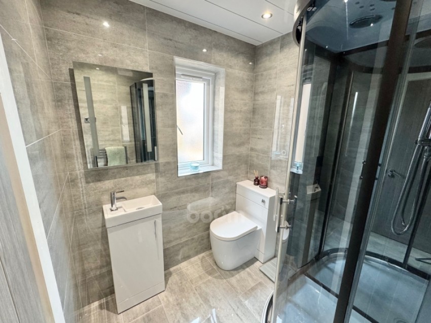 Images for 3 Sandpiper Road, Lochwinnoch, Renfrewshire, PA12 4NB, UK