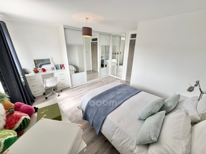 Images for 3 Sandpiper Road, Lochwinnoch, Renfrewshire, PA12 4NB, UK