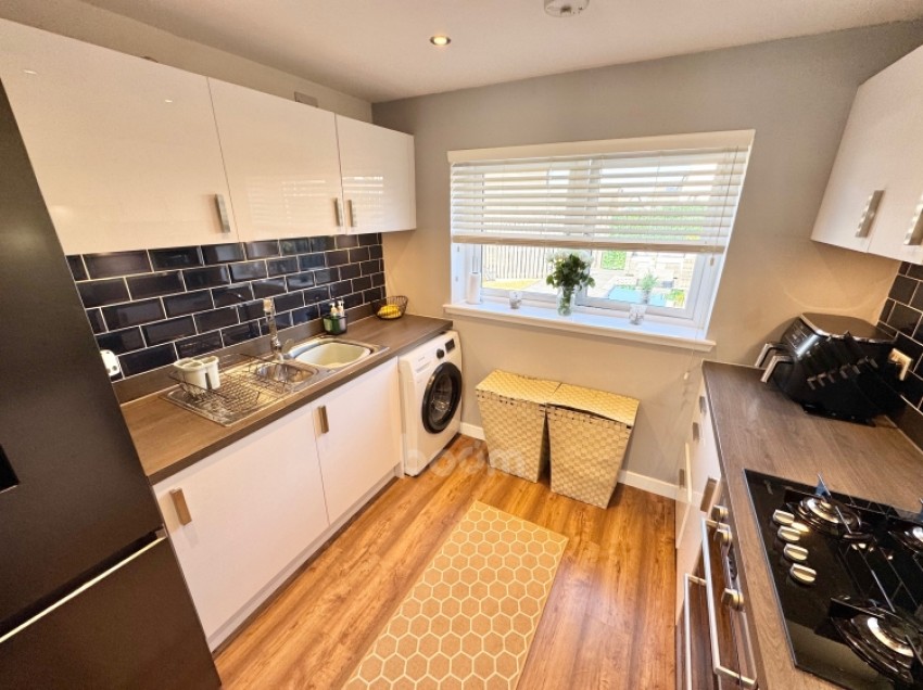 Images for 14 Auldlea Gardens, Beith, Ayrshire, KA15 2EP, UK