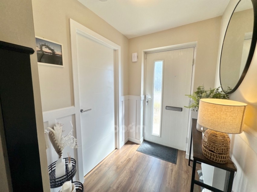 Images for 14 Auldlea Gardens, Beith, Ayrshire, KA15 2EP, UK