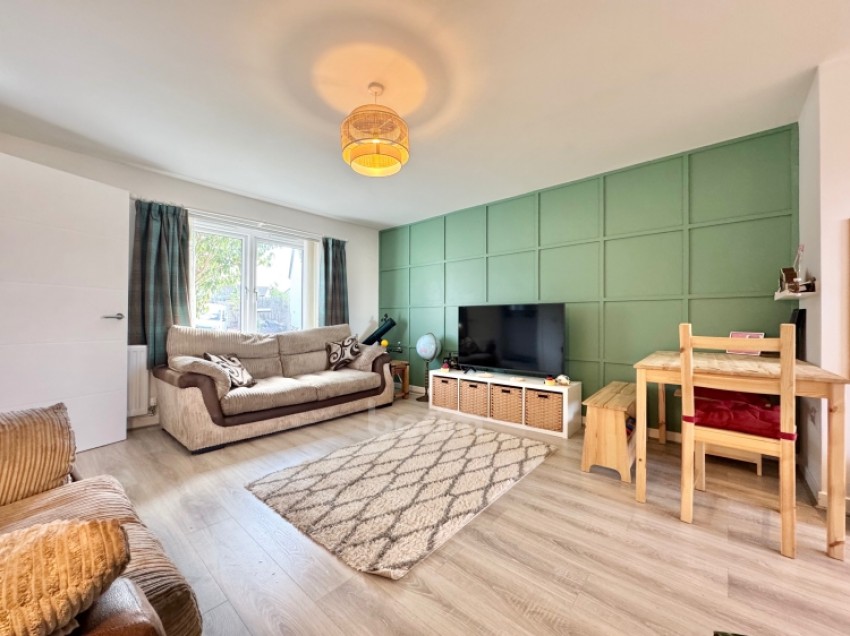 Images for 55 Auldlea Gardens, Beith, Ayrshire, KA15 2EP, UK