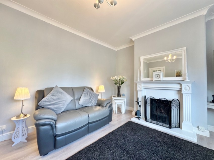Images for 32 Lochhead Avenue, Linwood, Paisley, Renfrewshire, PA3 3EL, UK