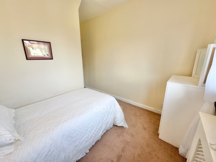 Images for 32 Lochhead Avenue, Linwood, Paisley, Renfrewshire, PA3 3EL, UK
