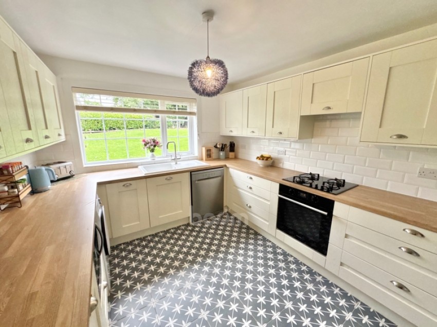 Images for 51 Hamilton Drive, Erskine, Renfrewshire, PA8 6DA, UK