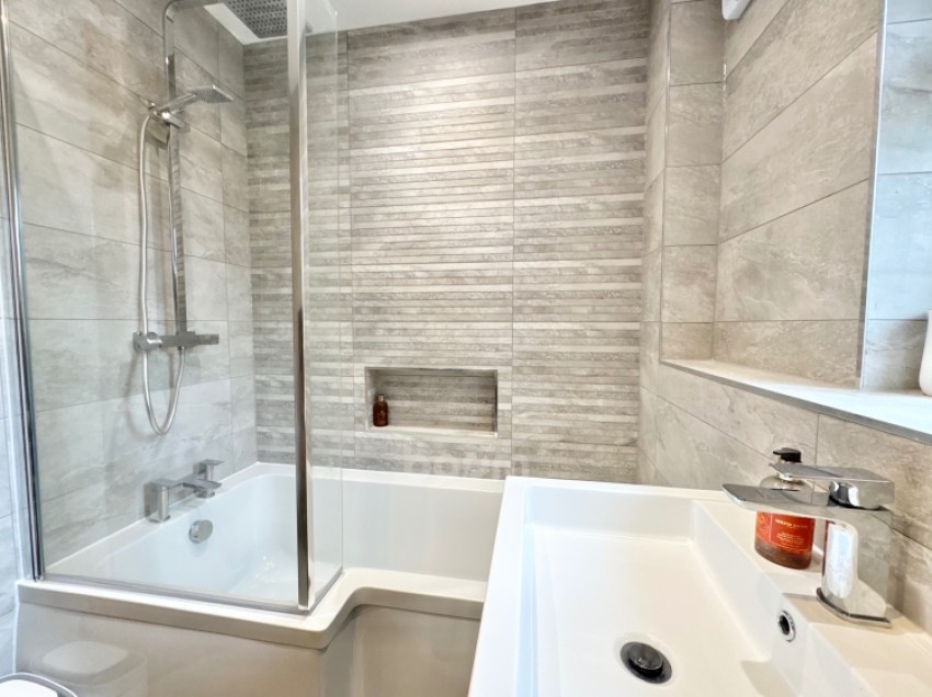 Images for 6 St. Andrews Place, Beith, Ayrshire, KA15 1JE, UK
