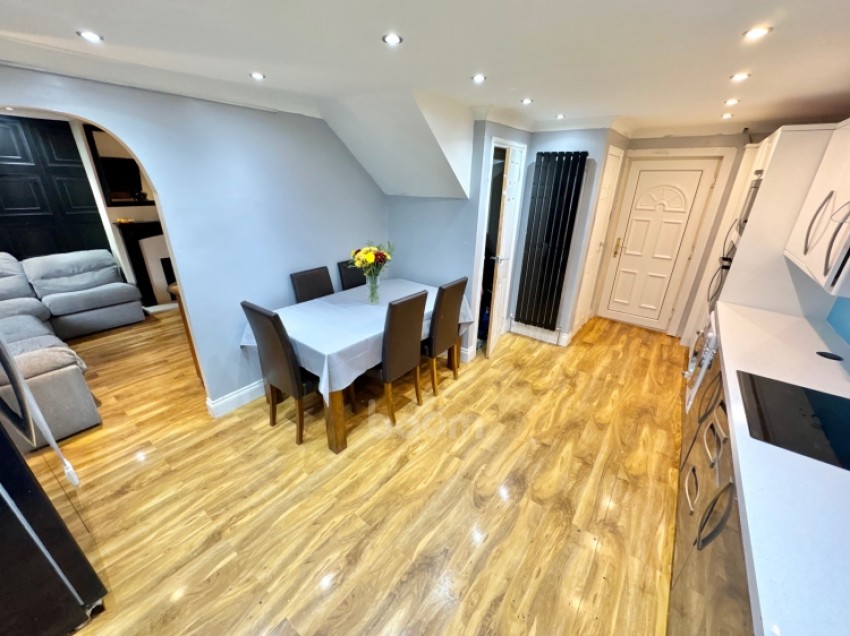 Images for 143 Elm Drive, Johnstone, Renfrewshire, PA5 9TL, UK