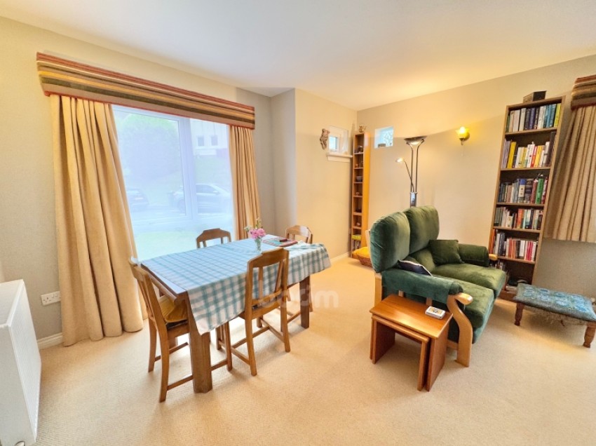 Images for 30 Braehead, Lochwinnoch, Renfrewshire, PA12 4AS, UK