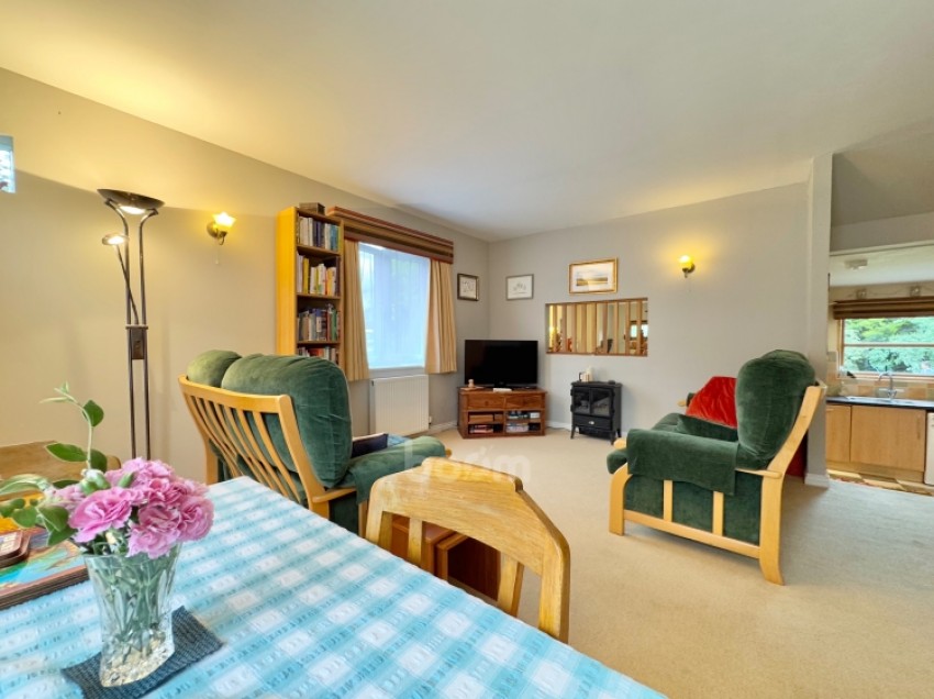 Images for 30 Braehead, Lochwinnoch, Renfrewshire, PA12 4AS, UK