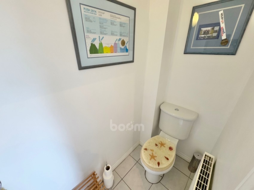 Images for 30 Braehead, Lochwinnoch, Renfrewshire, PA12 4AS, UK