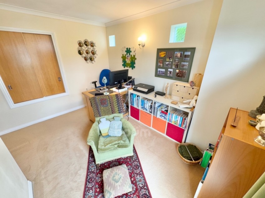 Images for 30 Braehead, Lochwinnoch, Renfrewshire, PA12 4AS, UK