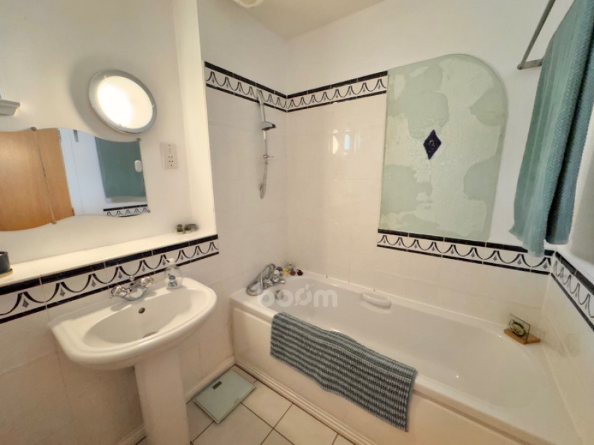 Images for 30 Braehead, Lochwinnoch, Renfrewshire, PA12 4AS, UK