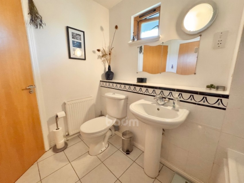 Images for 30 Braehead, Lochwinnoch, Renfrewshire, PA12 4AS, UK