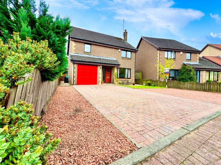 Images for 28 Sandpiper Road, Lochwinnoch, Renfrewshire, PA12 4NB, UK