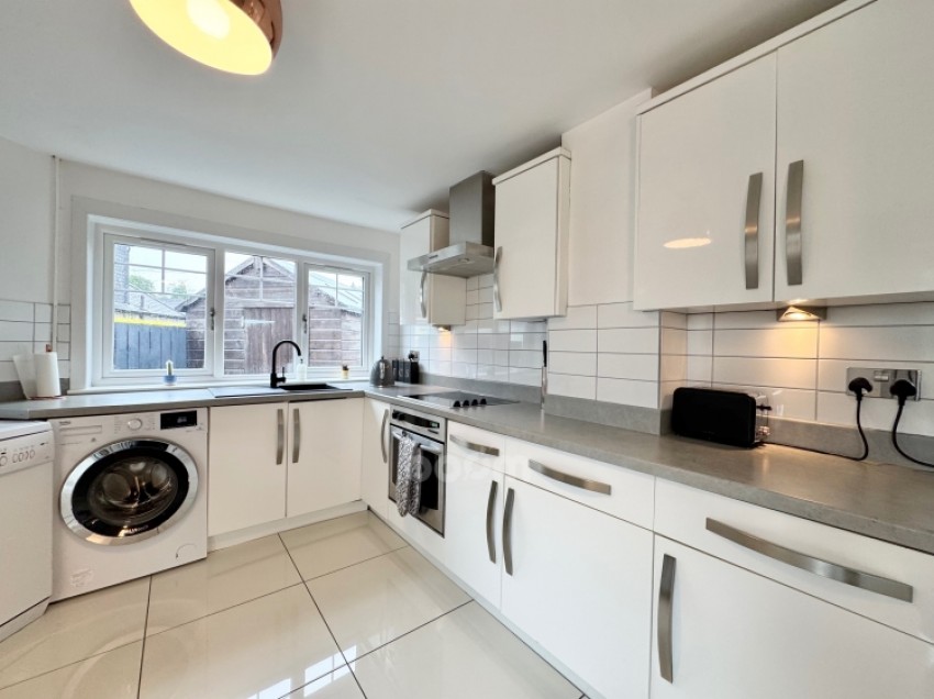 Images for 62 Central Avenue, Kilbirnie, Ayrshire, KA25 6JP, UK