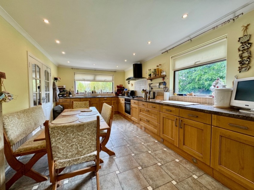 Images for 40a Dalry Road, Beith, Ayrshire, KA15 1BA, UK
