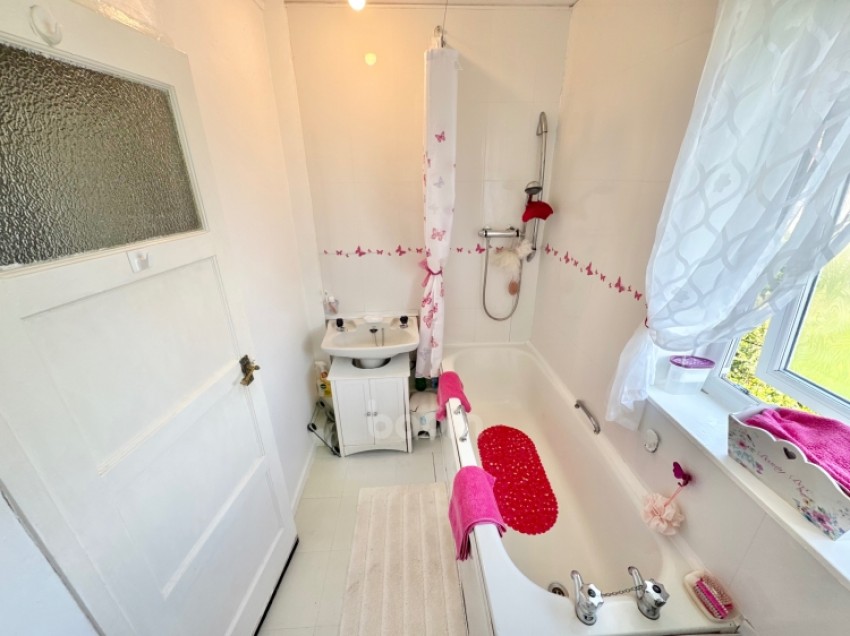Images for 51 Auchenhove Crescent, Kilbirnie, Ayrshire, KA25 7HB, UK