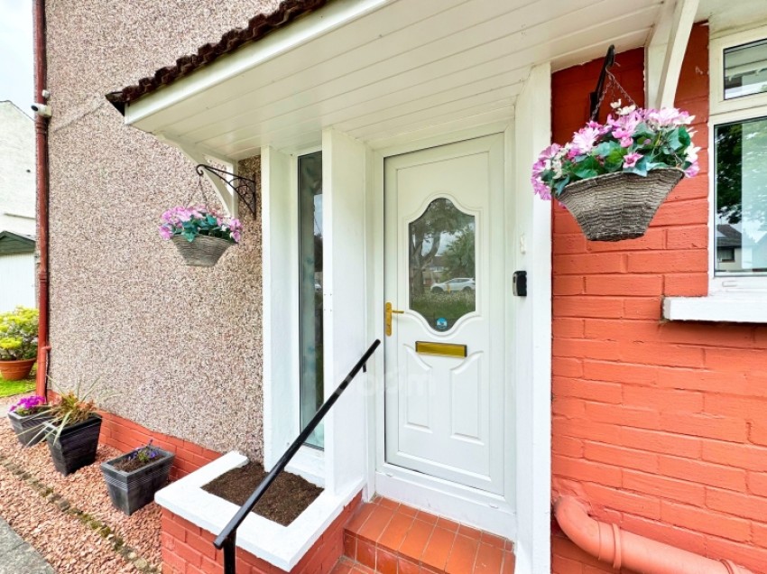 Images for 32 Barscube Terrace, Paisley, Renfrewshire, PA2 6XG, UK