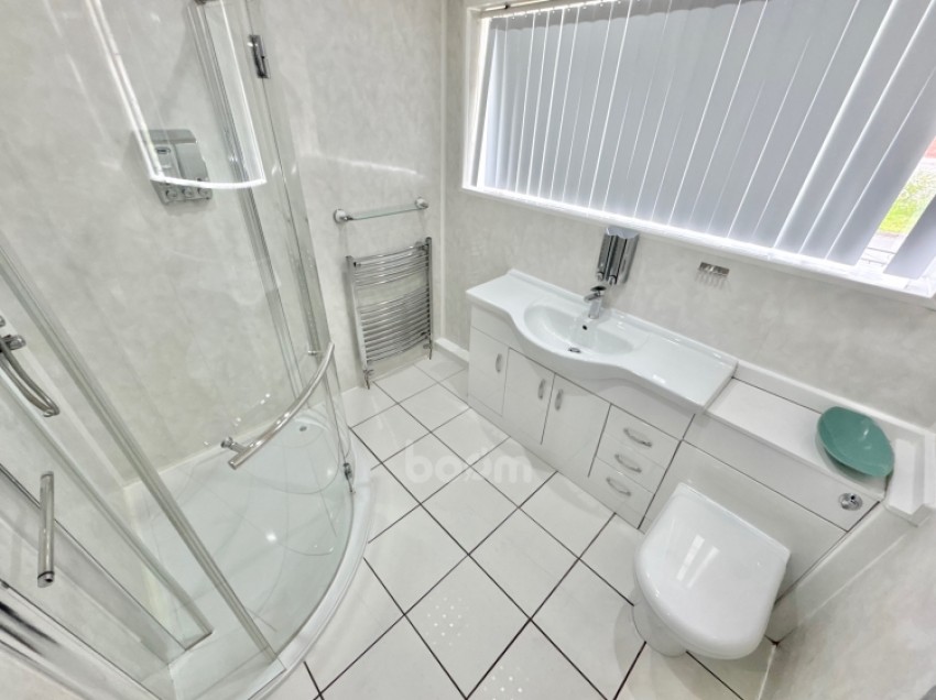 Images for 32 Barscube Terrace, Paisley, Renfrewshire, PA2 6XG, UK