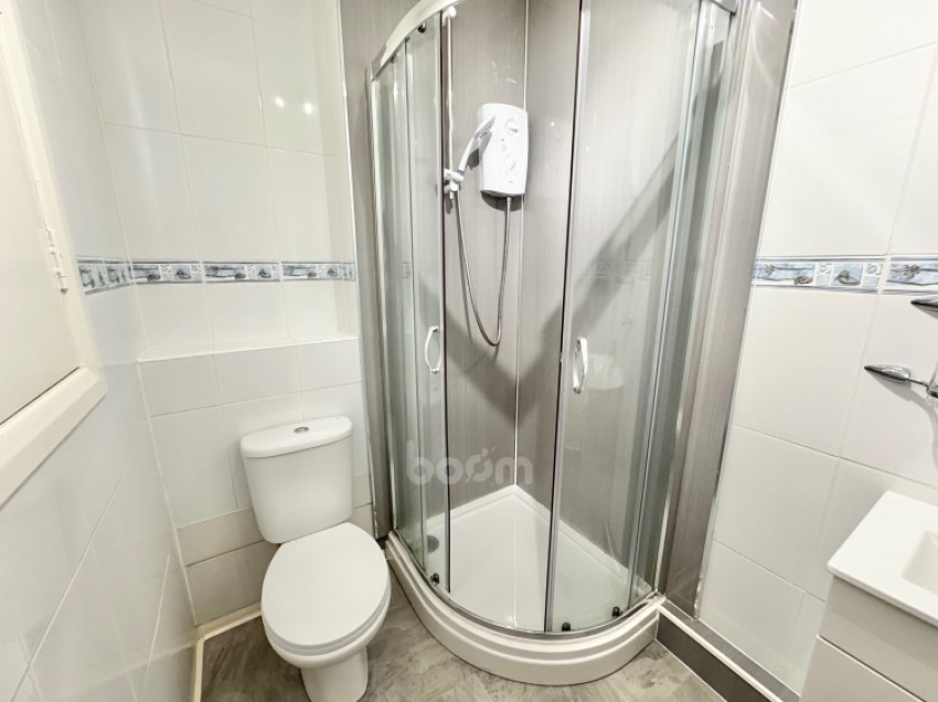 Images for 34 Braefoot Crescent, Paisley, Renfrewshire, PA2 7TF, UK