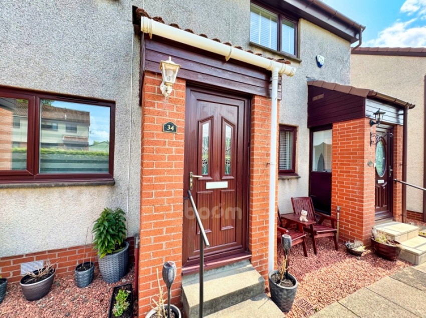 Images for 34 Braefoot Crescent, Paisley, Renfrewshire, PA2 7TF, UK