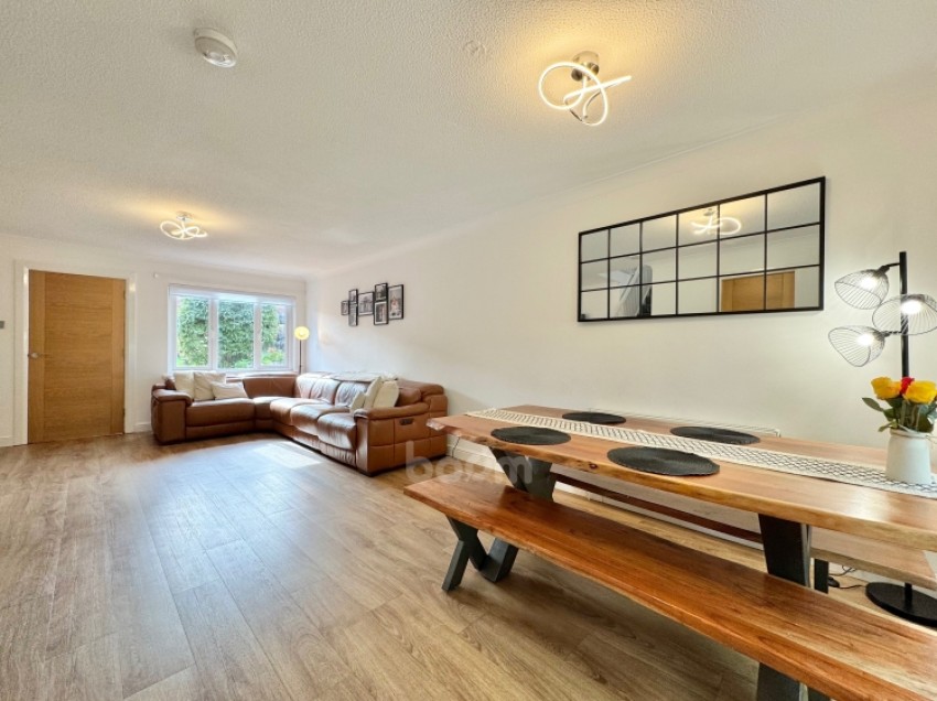 Images for 39 Earlshill Drive, Howwood, Johnstone, Renfrewshire, PA9 1DT, UK