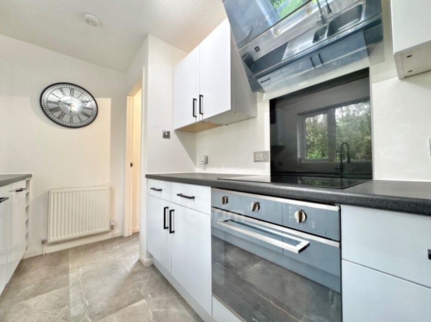 Images for 39 Earlshill Drive, Howwood, Johnstone, Renfrewshire, PA9 1DT, UK