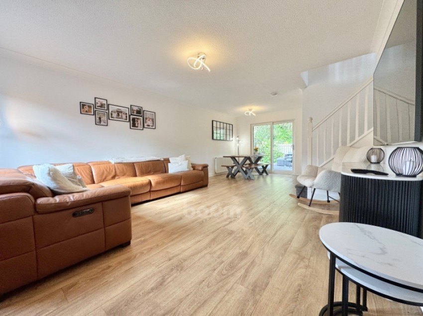 Images for 39 Earlshill Drive, Howwood, Johnstone, Renfrewshire, PA9 1DT, UK
