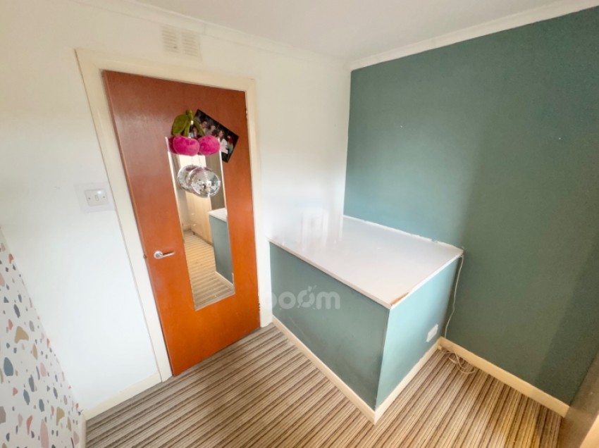 Images for 28 Crummock Gardens, Beith, Ayrshire, KA15 2HD, UK