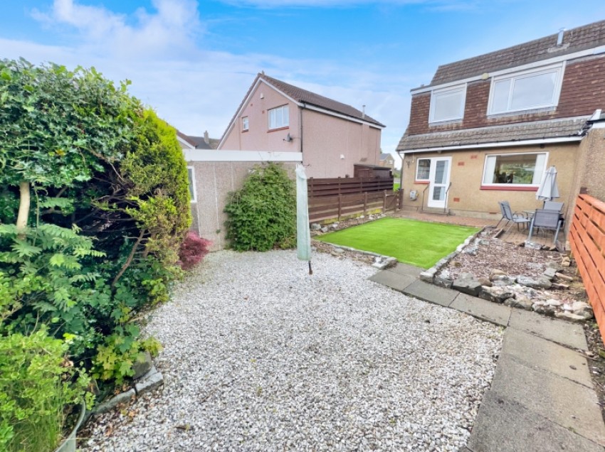 Images for 28 Crummock Gardens, Beith, Ayrshire, KA15 2HD, UK