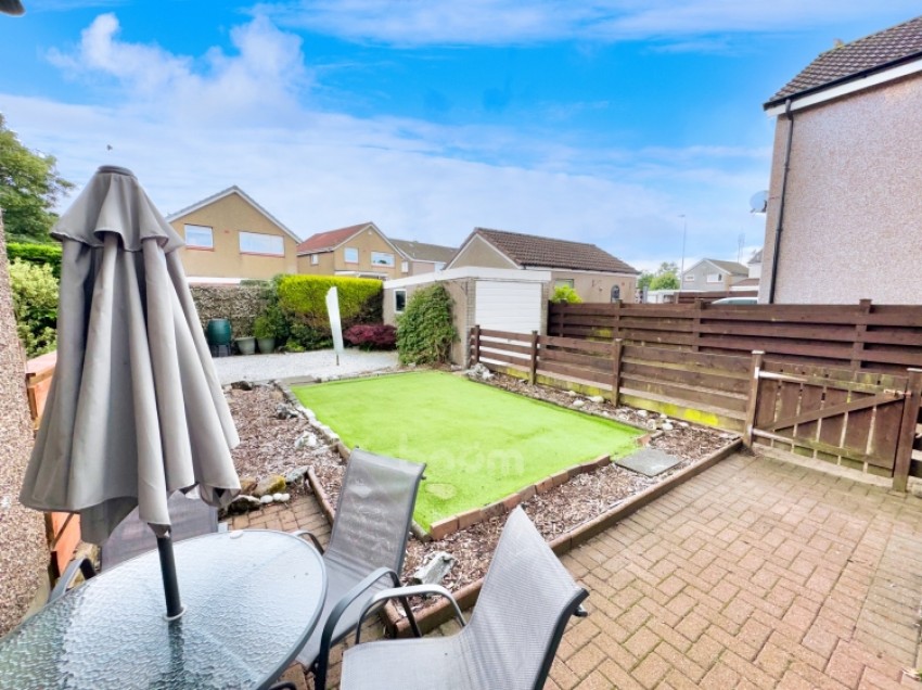 Images for 28 Crummock Gardens, Beith, Ayrshire, KA15 2HD, UK