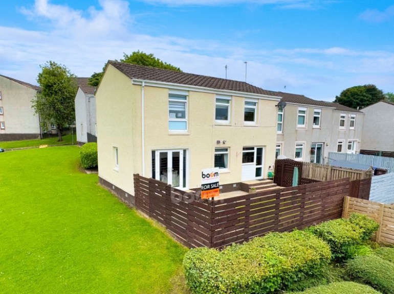32 Buckie, Erskine, Renfrewshire, PA8 6EE, UK