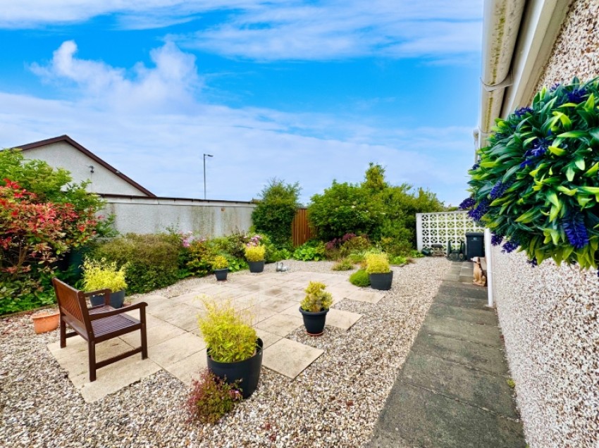 Images for 143 Glencairn Street, Stevenston, Ayrshire, KA20 3BP, UK