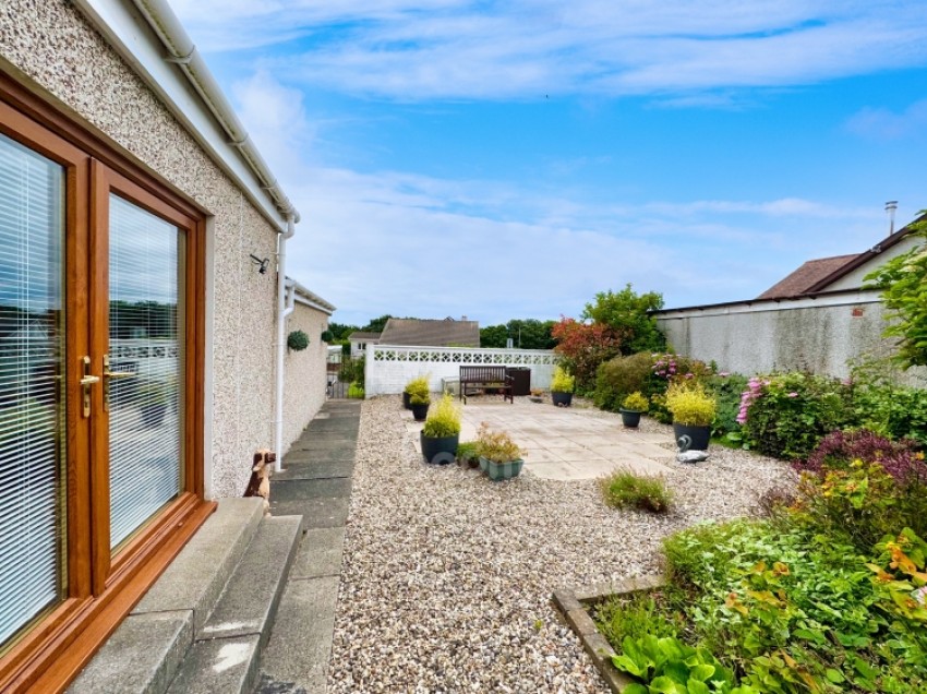 Images for 143 Glencairn Street, Stevenston, Ayrshire, KA20 3BP, UK