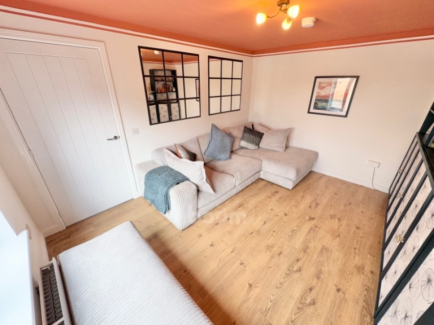 Images for 38 Cowan Avenue, Johnstone, PA5 8FG, UK