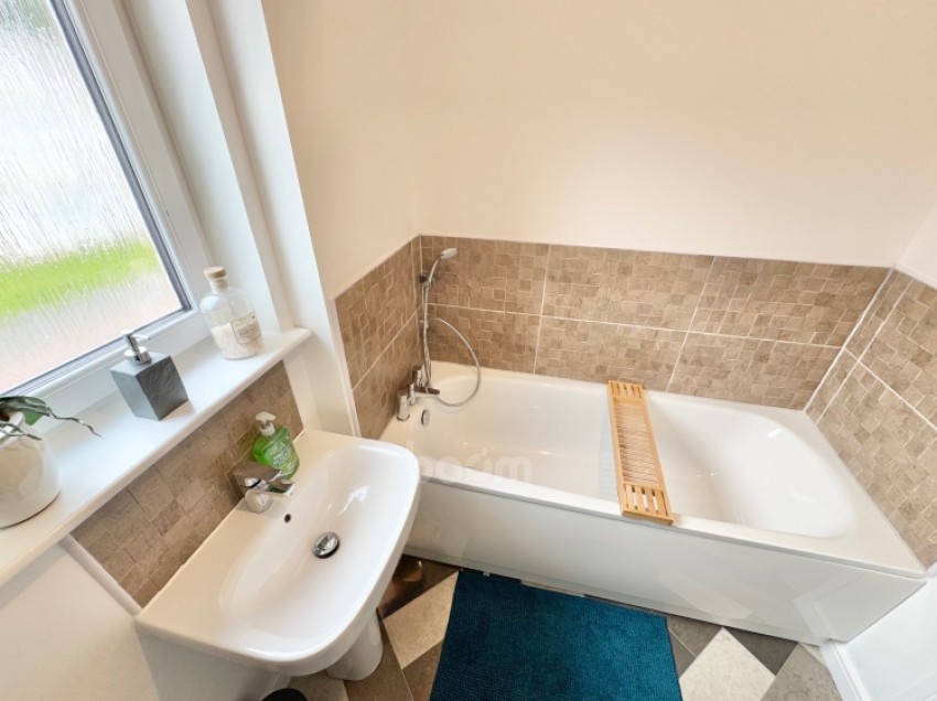 Images for 38 Cowan Avenue, Johnstone, PA5 8FG, UK