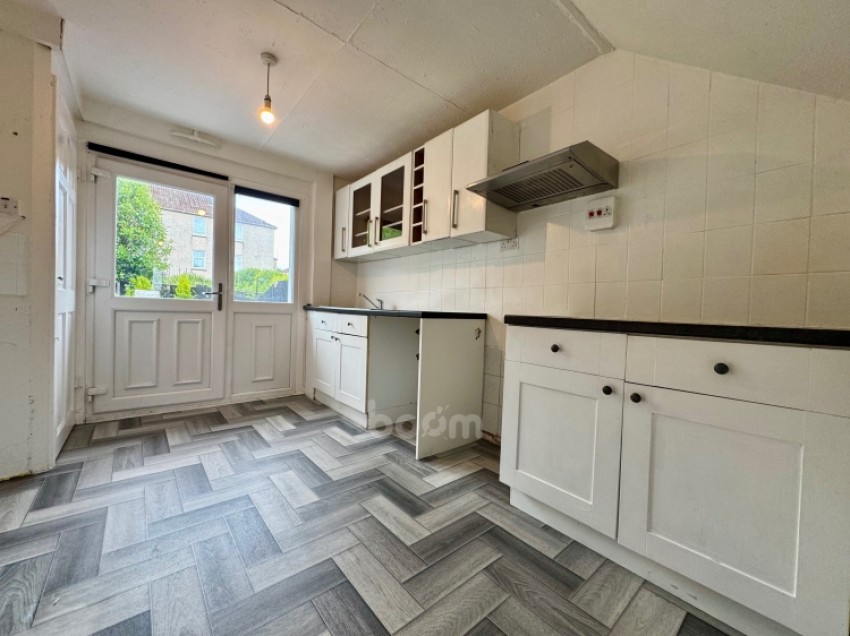 Images for 14 Blackthorn Avenue, Beith, Ayrshire, KA15 2AR, UK