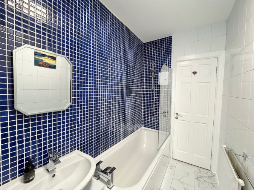 Images for B/R 4 Windsor Place, Main Street, Bridge of Weir, Renfrewshire, PA11 3AF, UK