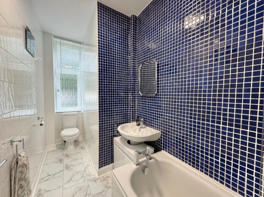 Images for B/R 4 Windsor Place, Main Street, Bridge of Weir, Renfrewshire, PA11 3AF, UK