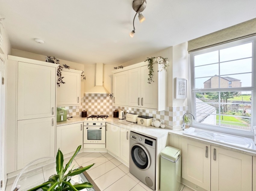 Images for 3a Burnlea Road, Largs, Ayrshire, KA30 8BX, UK