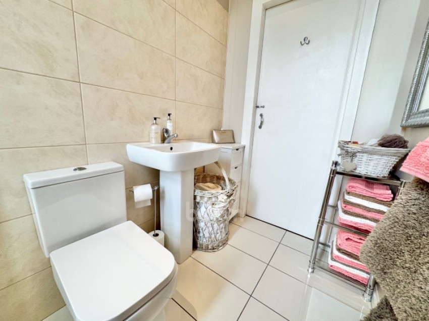 Images for 3a Burnlea Road, Largs, Ayrshire, KA30 8BX, UK