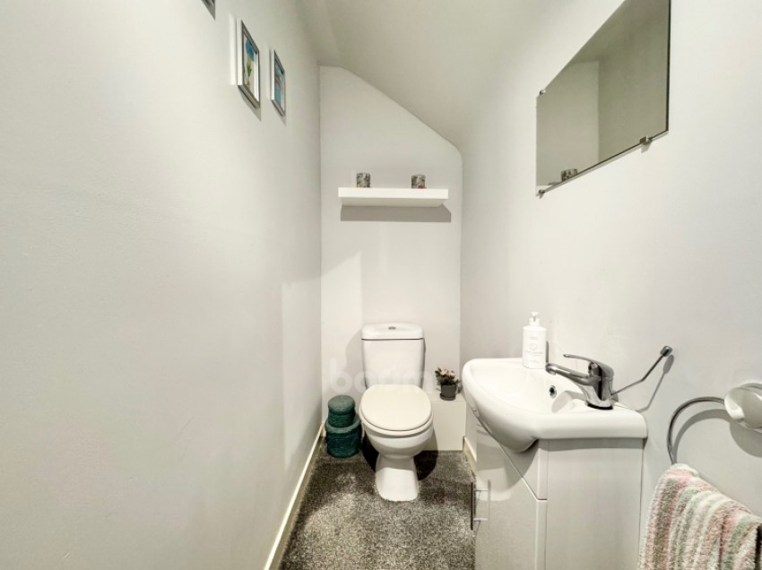 Images for 16 Netherlee Crescent, Dalry, Ayrshire, KA24 5HF, UK