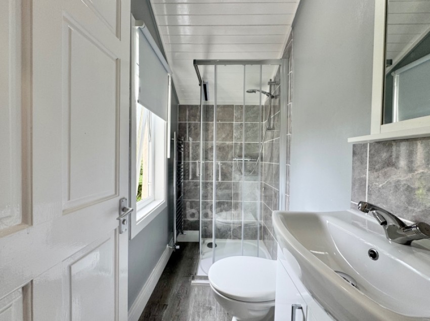 Images for Flat 1/1 13 Mains Road, Beith, Ayrshire, KA15 2AF, UK