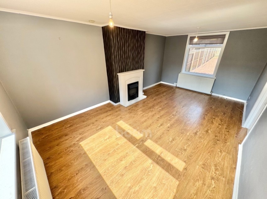 Images for 43 Fudstone Drive, Kilbirnie, Ayrshire, KA25 6DF, UK